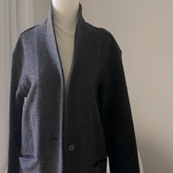 New Aritzia Dujardin Coat - Picture 3 of 4